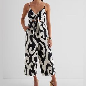 Express Printed Tie Front Cropped Wide Leg Poplin Jumpsuit
Size Large